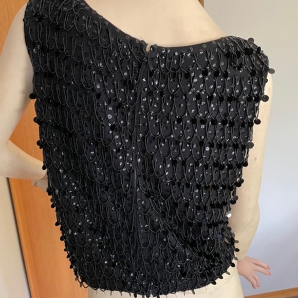 DAZZLING Vintage SLEEVELESS BLACK KNIT, SEQUINS & SEED BEADS Quality Workmanship - Picture 4 of 11